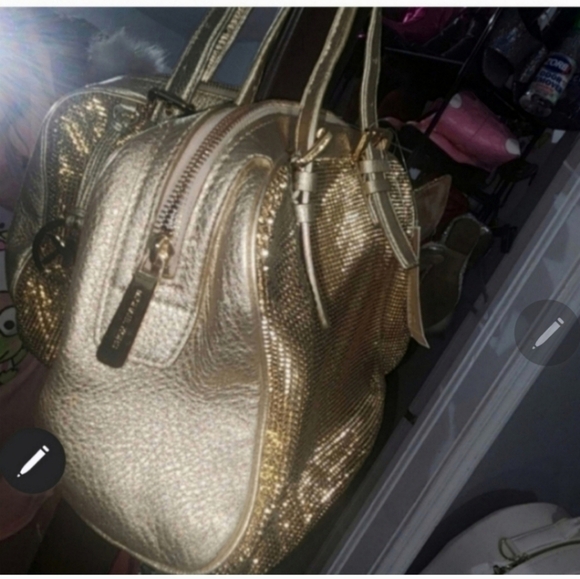 🍁🍂💣💫👀800$NWT !! SUPER RARE HTF!! MICHAEL KORS GOLD LEATHER MESH SATCHEl - Picture 7 of 11